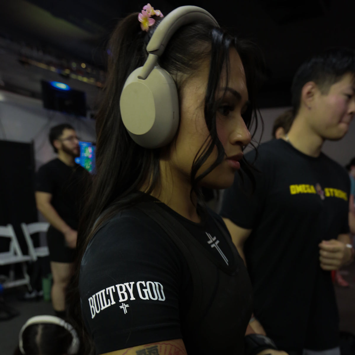 PHILIPPIANS 4:13 Powerlifting Crop Competition Shirt -Black