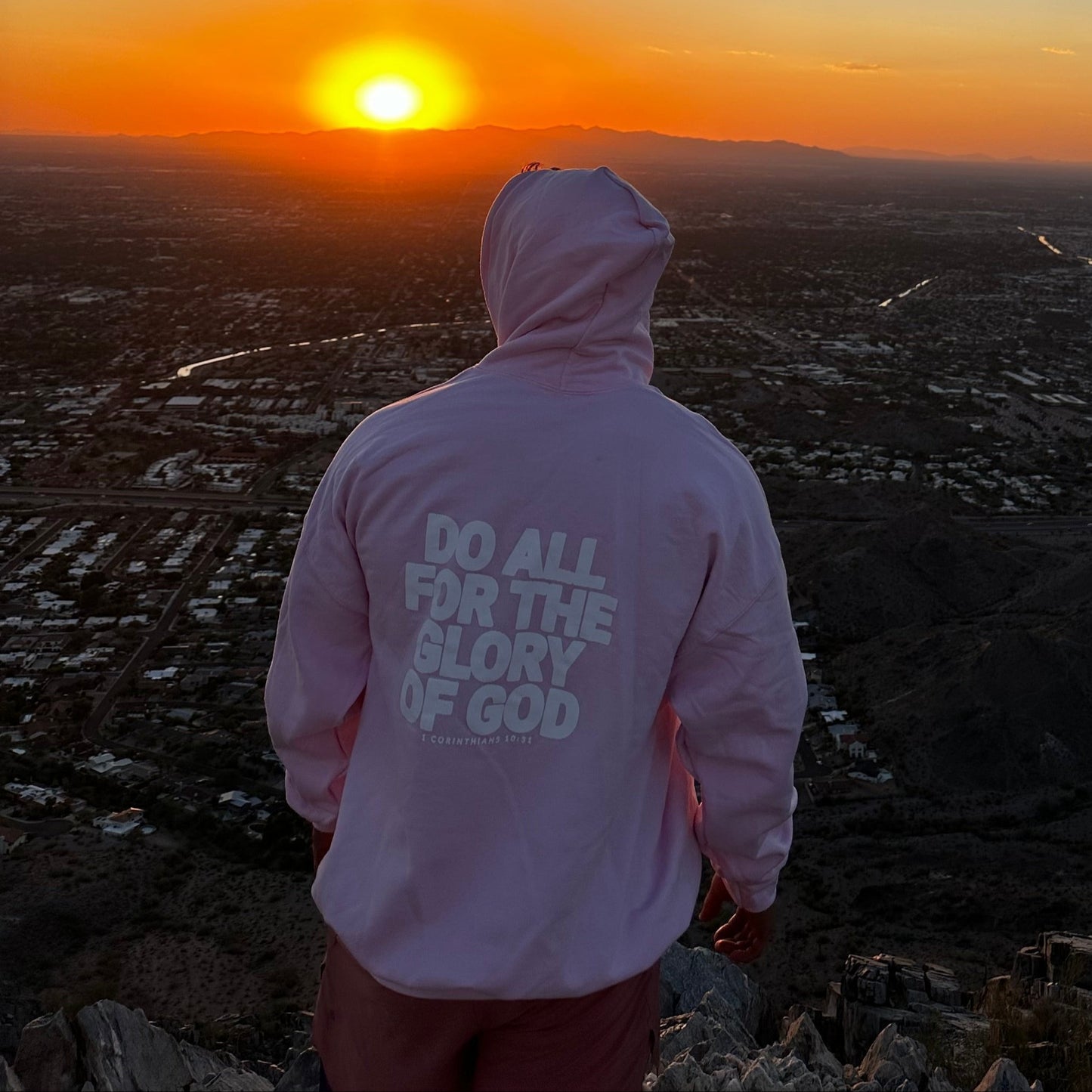 DO ALL FOR THE GLORY OF GOD Hoodie - Pink